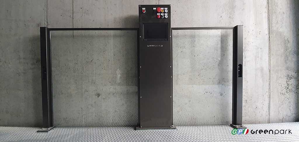 pulsantiera schermo ascensore per auto lift car green park piattaforma parcheggio meccanizzato a scomparsa elevatore